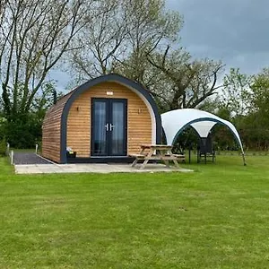 Honeypot Hideaways Luxury Glamping - Exclusively For Adults Chester