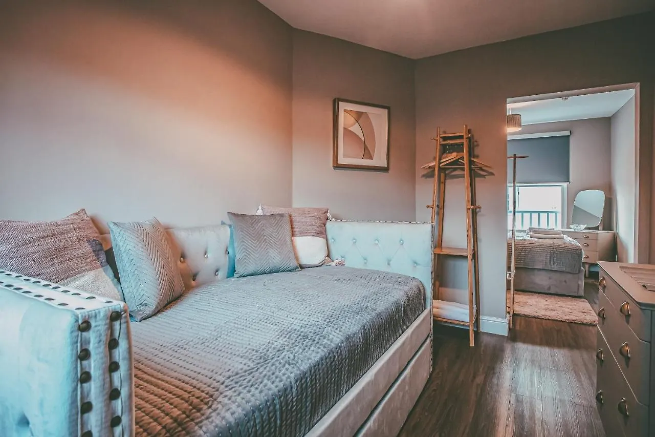 63 Chester Rows Penthouse Large City Centre Apartment A By Rework Accommodation
