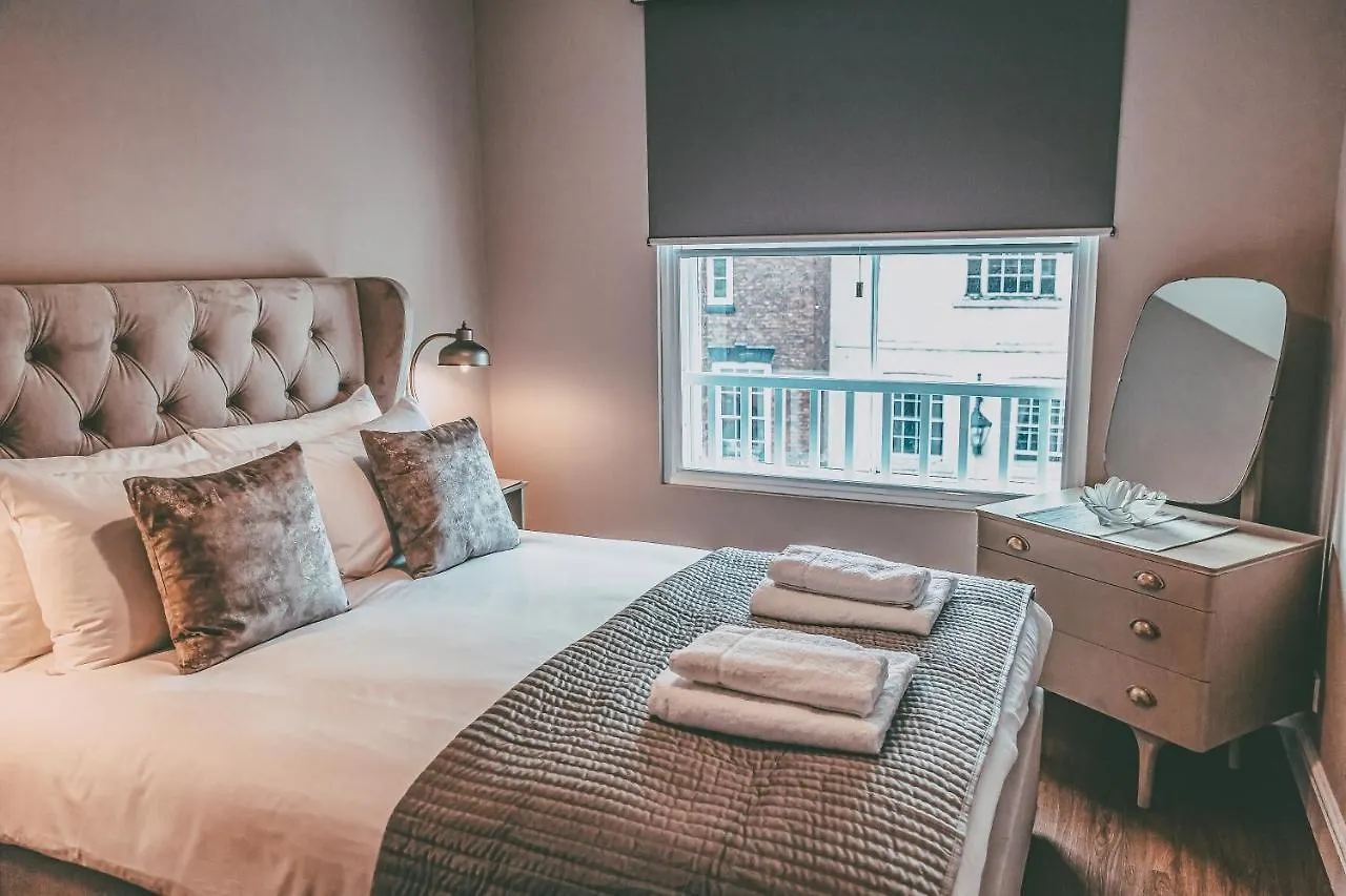 63 Chester Rows Penthouse Large City Centre Apartment A By Rework Accommodation 0*,  United Kingdom