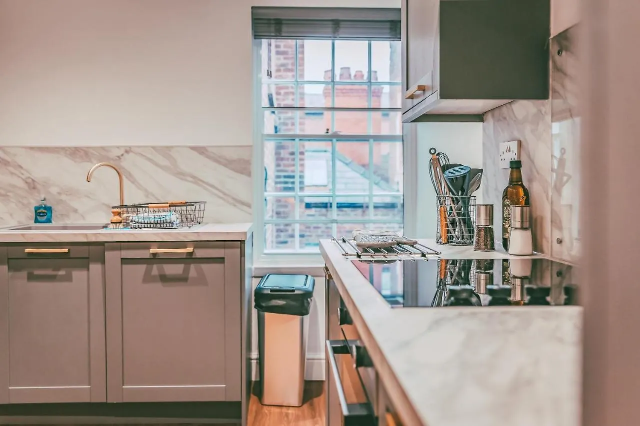 63 Chester Rows Penthouse Large City Centre Apartment A By Rework Accommodation 0*,  United Kingdom